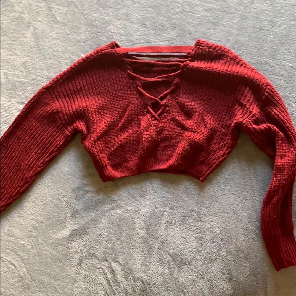 Cropped Sweater - Picture 2 of 4